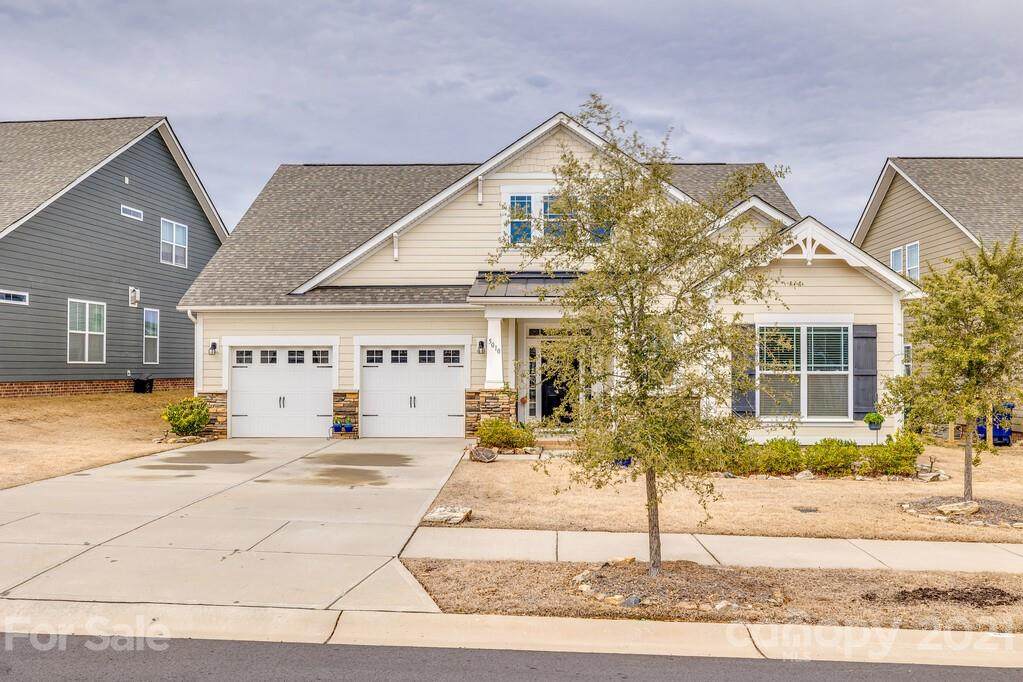 5010 Henshaw Road - Photo 1