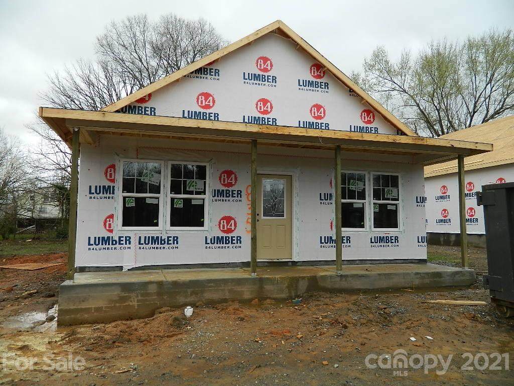 835 7th Street - Photo 1
