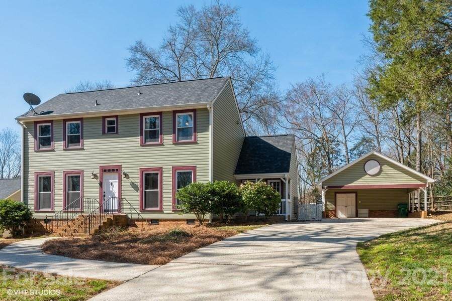 5310 Camilla Drive - Photo 1