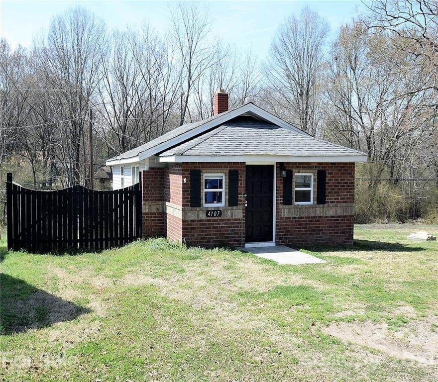 4707 Boyd Griffin Road - Photo 1