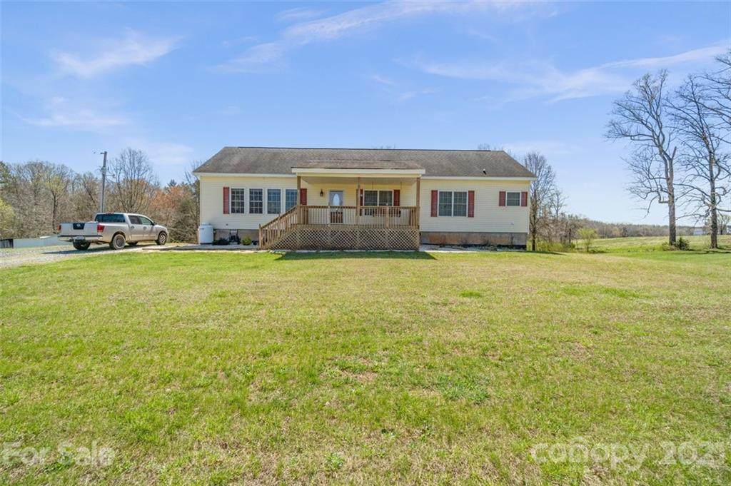 718 Powell Bridge Road - Photo 1