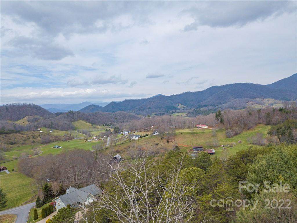 148 Mary Gray Drive - Photo 1