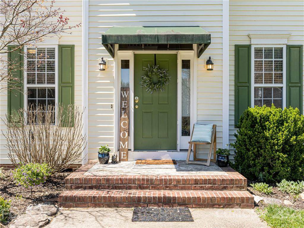 192 River Birch Drive - Photo 1