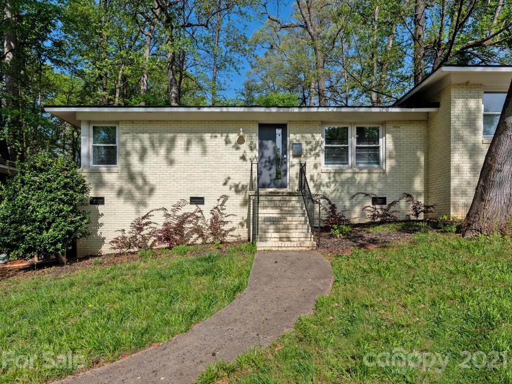 1702 Herrin Avenue - Photo 1
