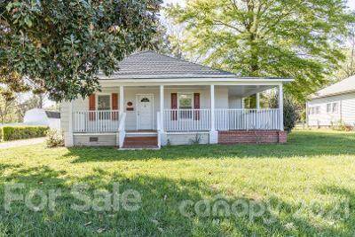 706 Main Street - Photo 1