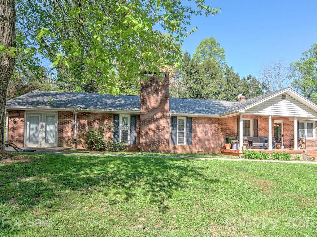 89 Madeline Avenue - Photo 1
