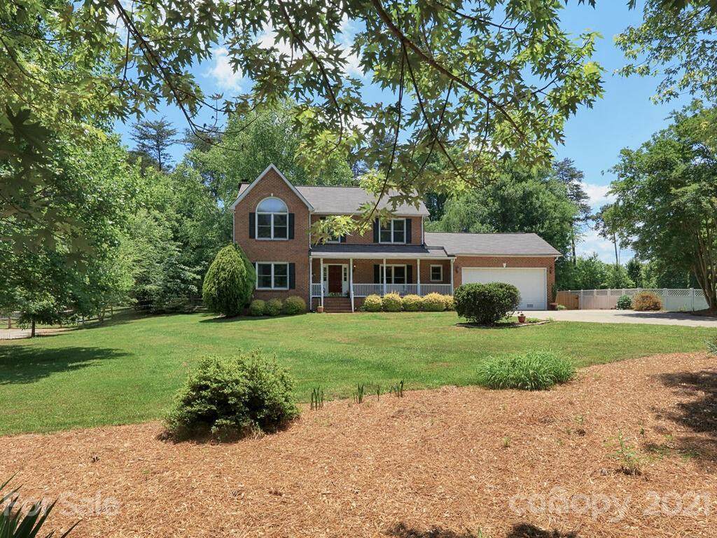208 Tawny Bark Drive - Photo 1