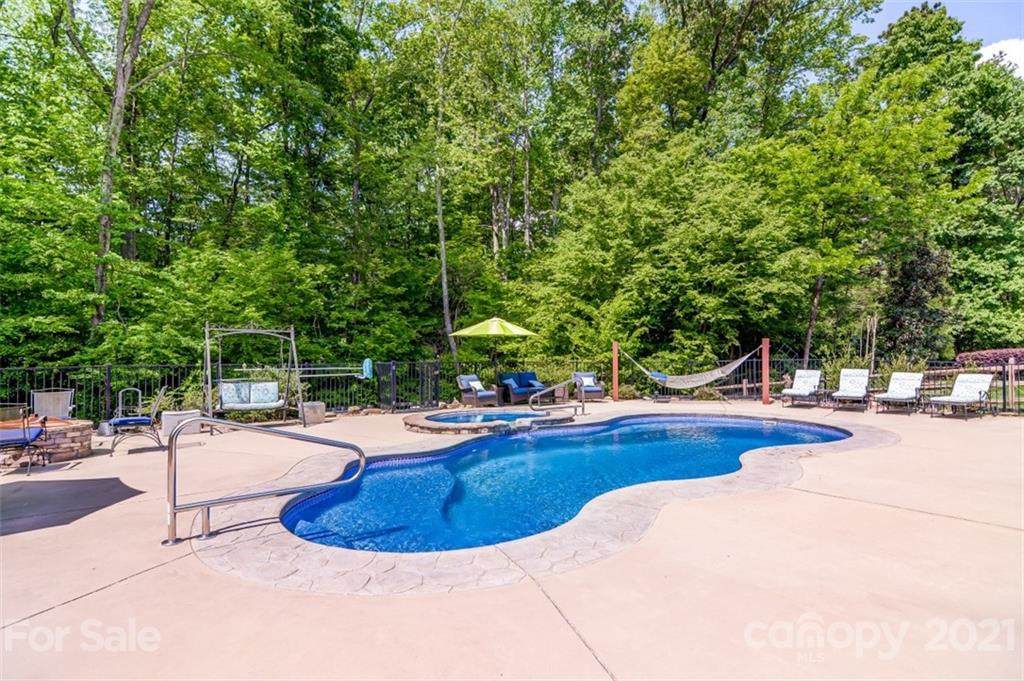 161 Crimson Orchard Drive - Photo 1
