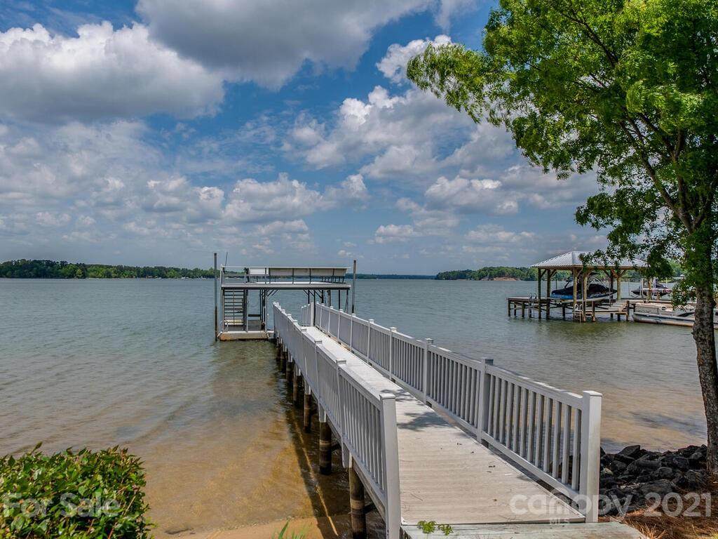 5310 Blue Bird Lane - Photo 1
