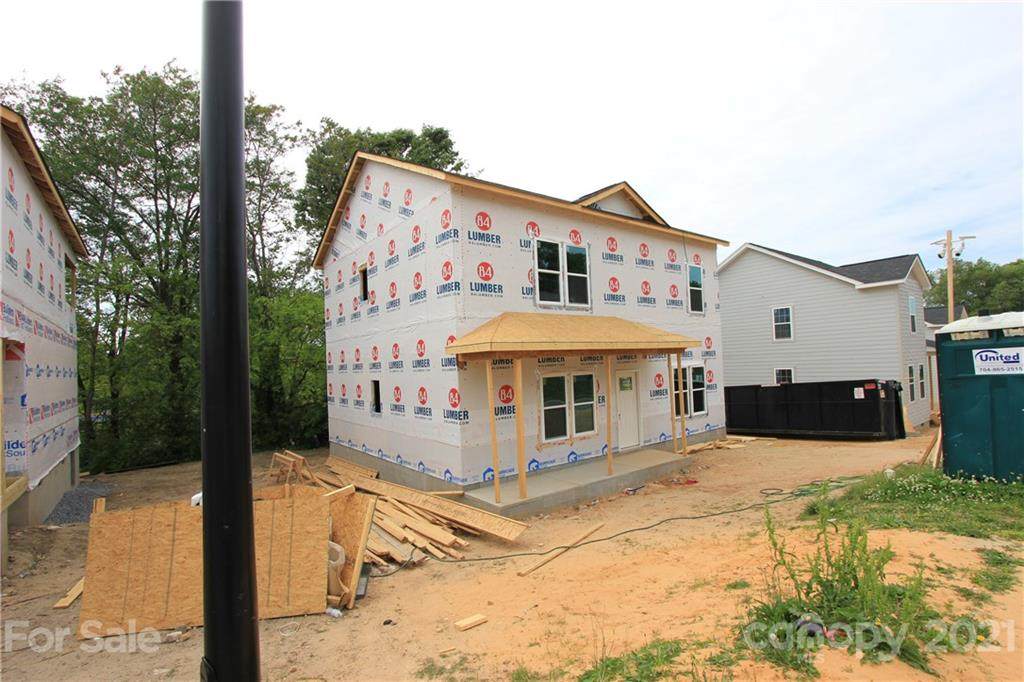 633 Grace Street - Photo 1