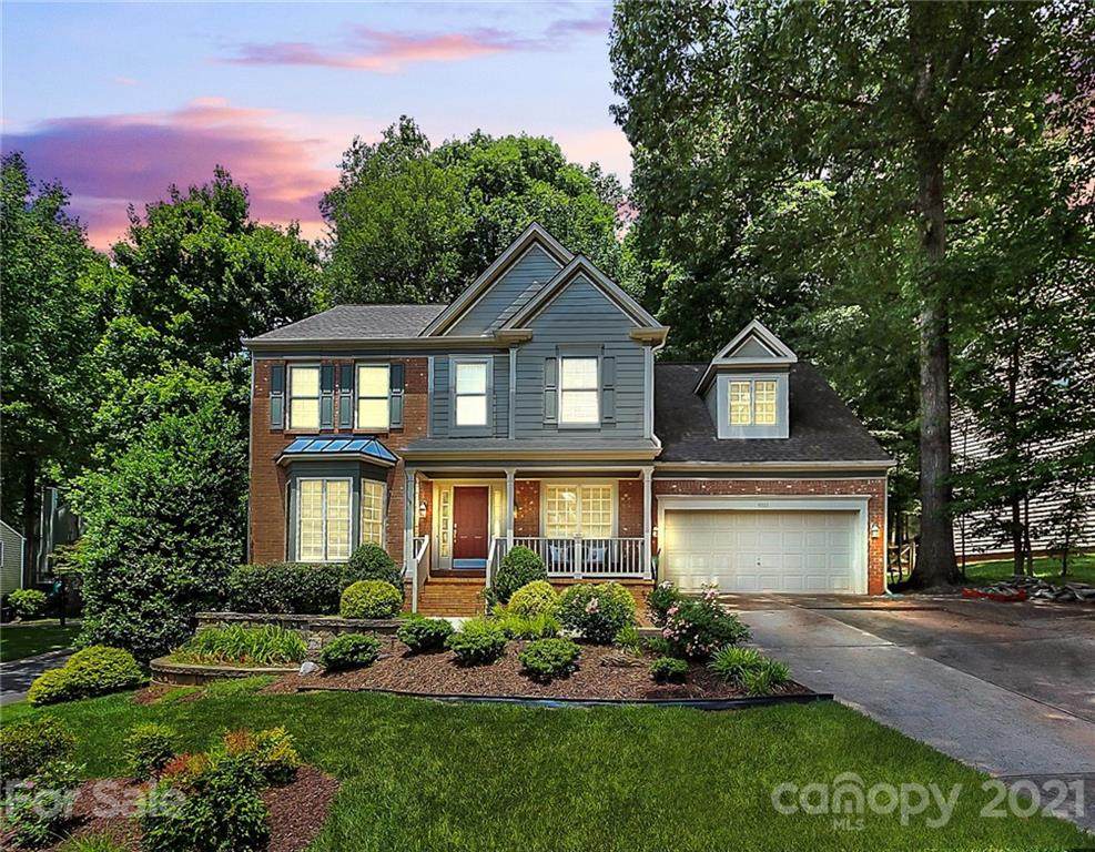 8811 Glenside Street - Photo 1