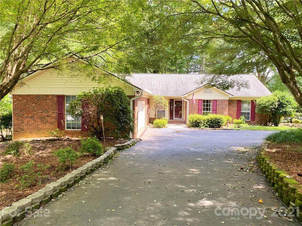 1 Pebble Beach Court - Photo 1