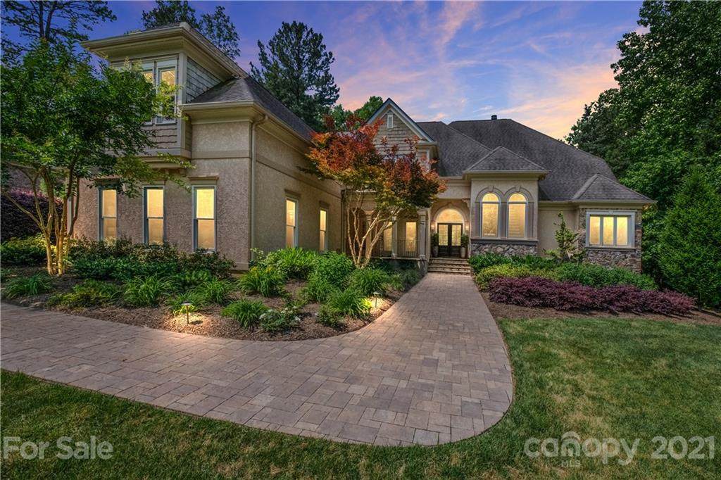 4004 Blossom Hill Drive - Photo 1