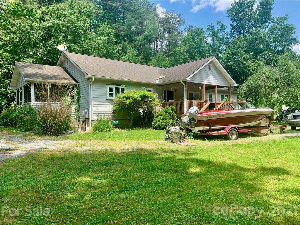 2542 Hendersonville Road - Photo 1