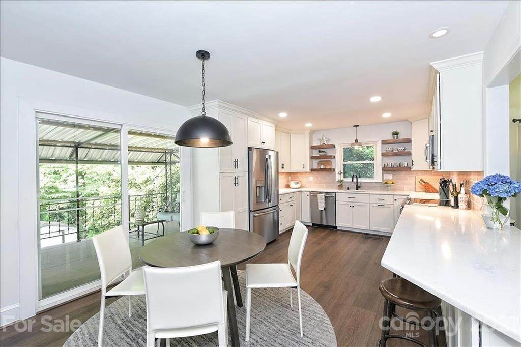 6208 Netherwood Drive - Photo 1