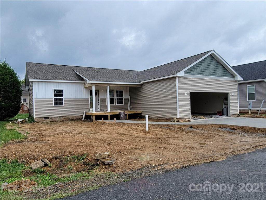 258 Beechnut Drive - Photo 1