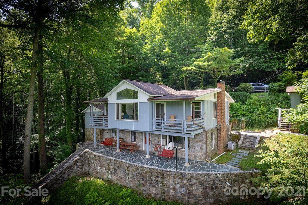 330 Overlook Drive - Photo 1