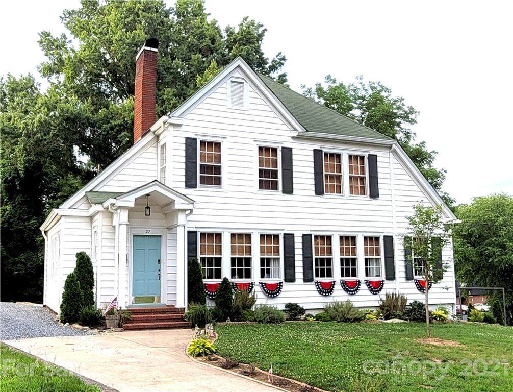 27 Washington Lane - Photo 1