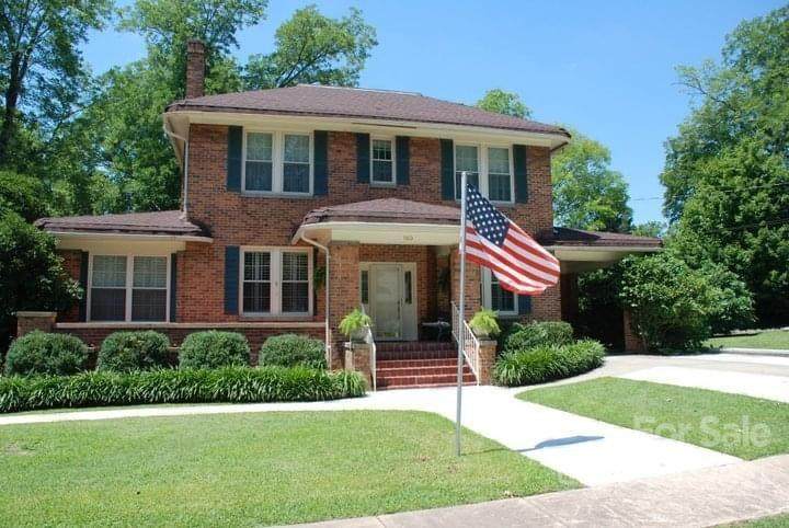 160 Walnut Street - Photo 1