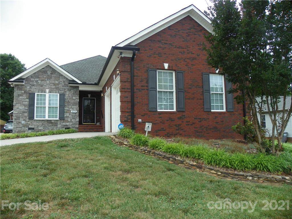 329 Buford Drive - Photo 1