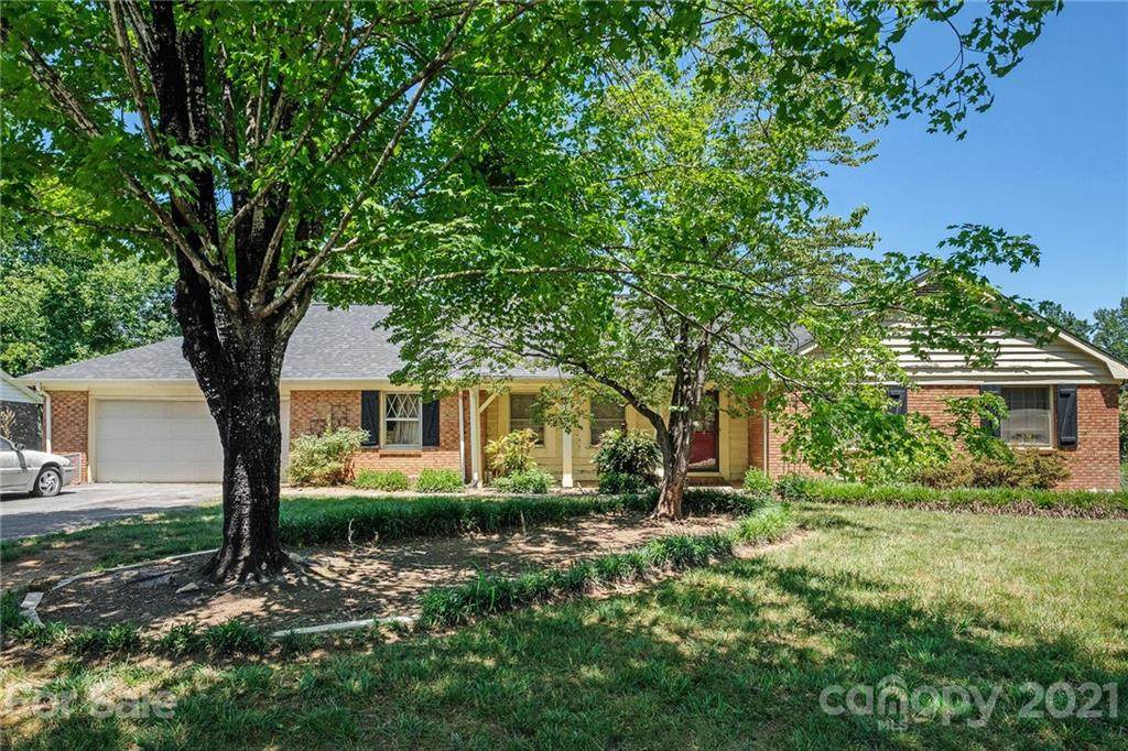 5450 Suttlemyre Lane - Photo 1