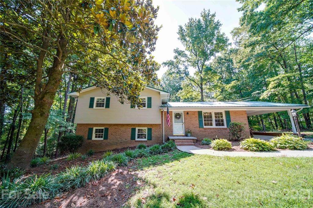 1805 Rollingwood Drive - Photo 1