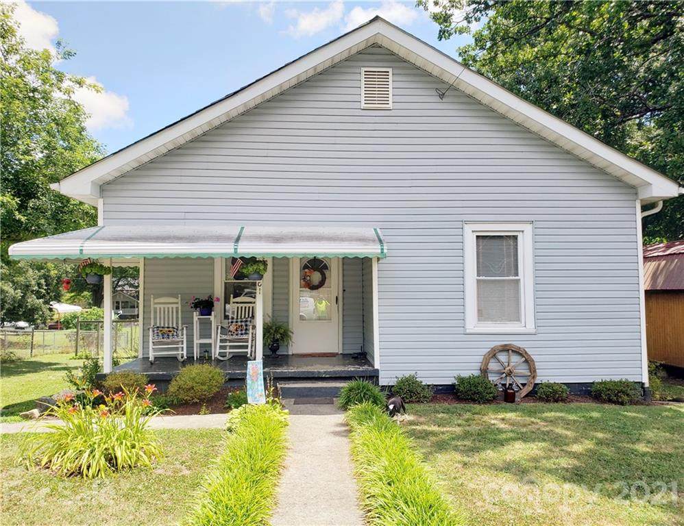 501 Correll Street - Photo 1