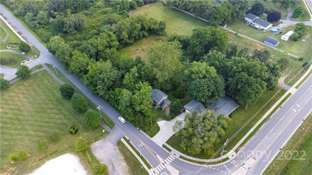 625 Vance Street - Photo 1
