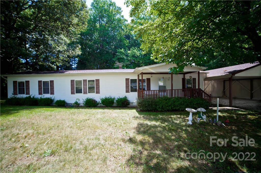 130 Leslie Way - Photo 1