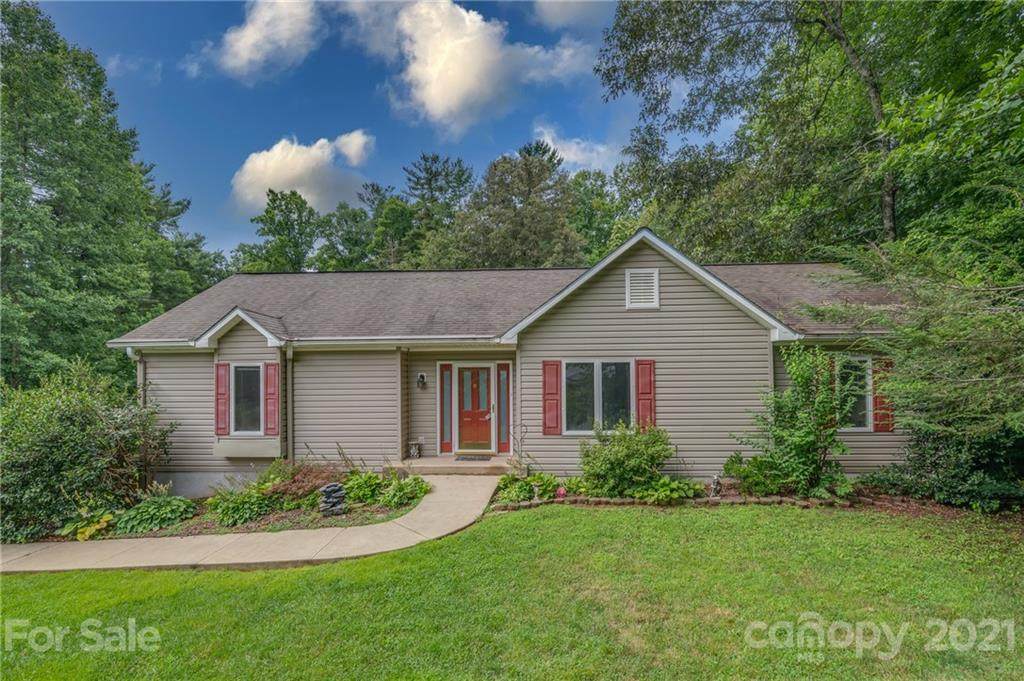 5 Greenbriar Avenue - Photo 1