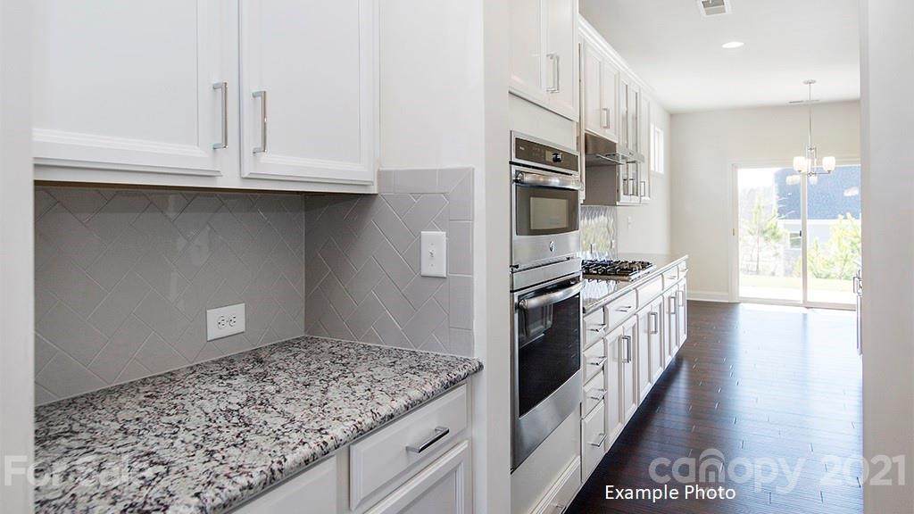 2107 Whispering Way - Photo 1