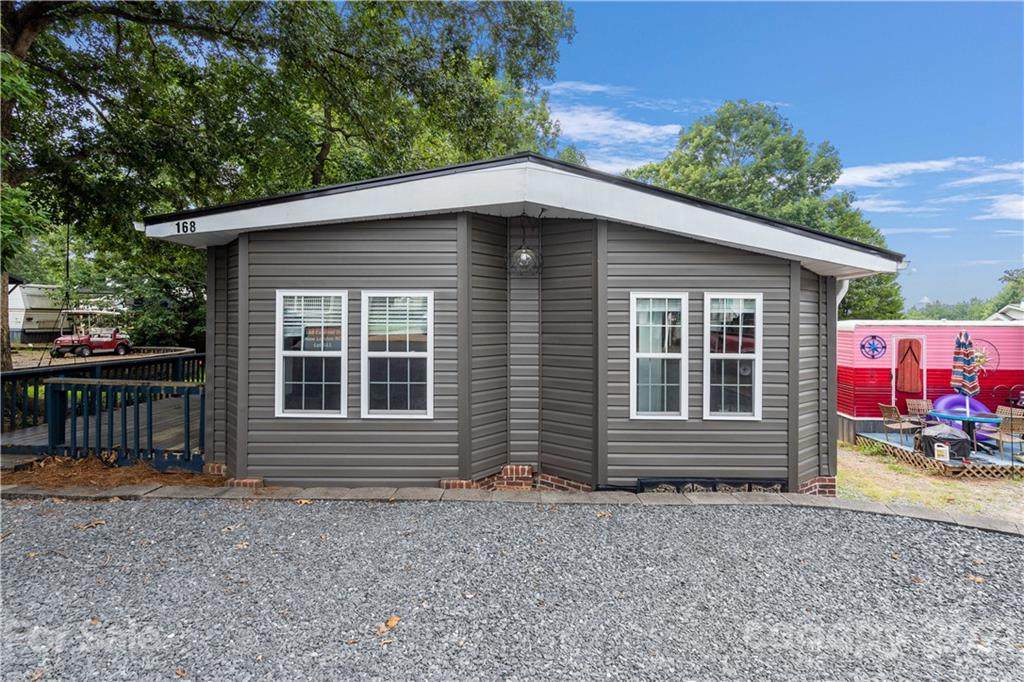 168 Cardinal Drive - Photo 1