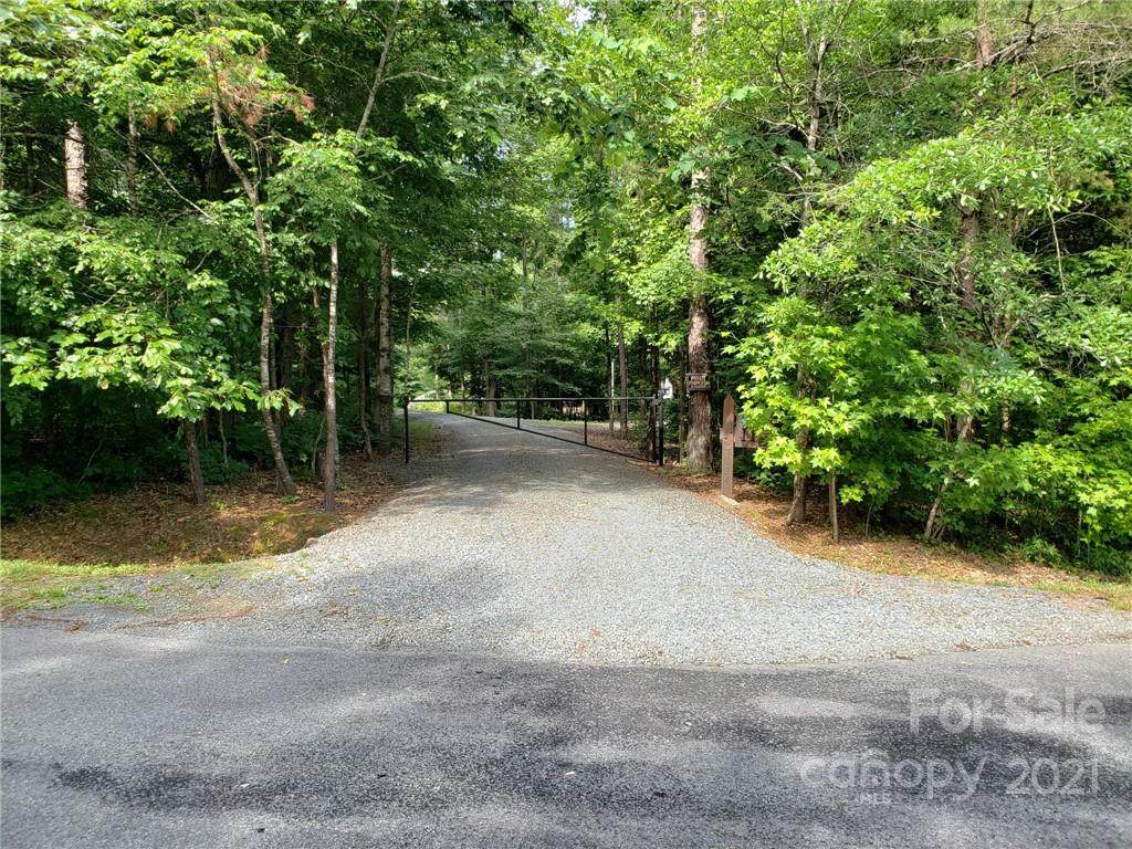 7624 Hilliard - Photo 1