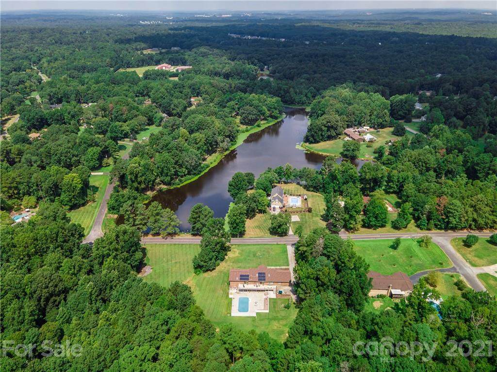 3158 Shandon Road - Photo 1