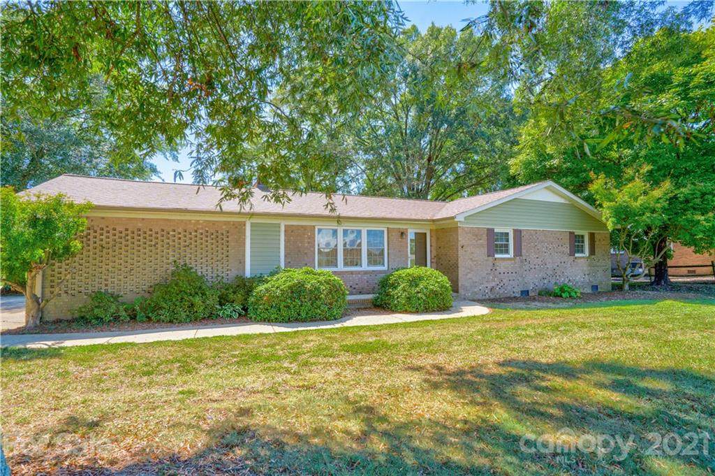 102 Woodbark Lane - Photo 1
