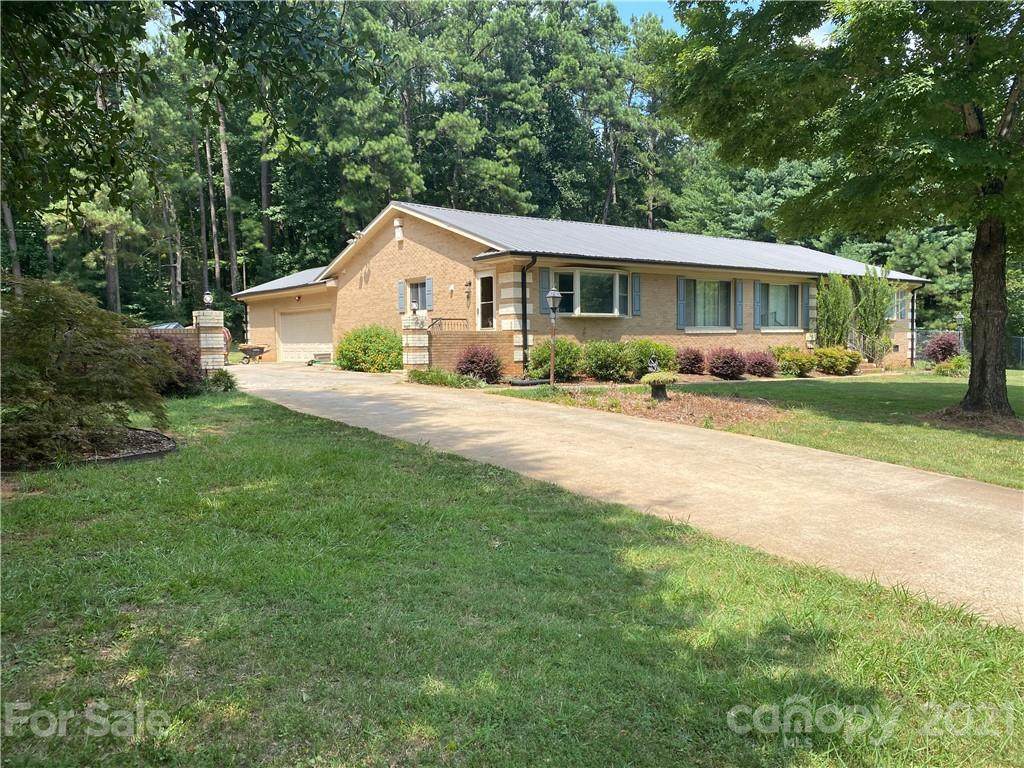 25 Bowen Drive - Photo 1