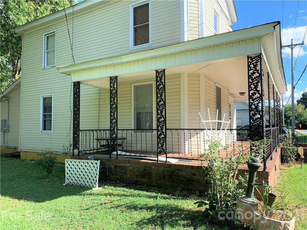 231 Pond Street - Photo 1