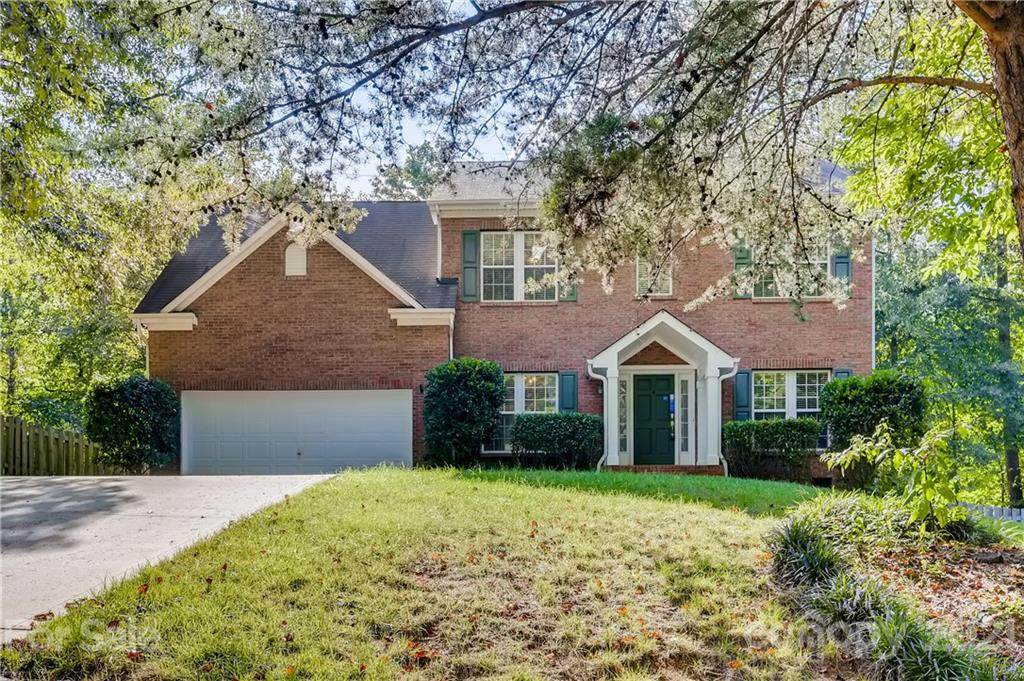 649 Sherwood Place - Photo 1
