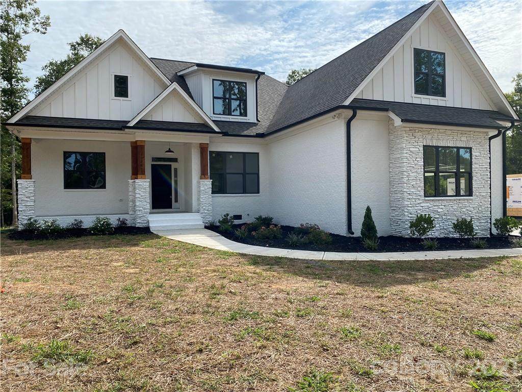 1026 Piney Drive - Photo 1