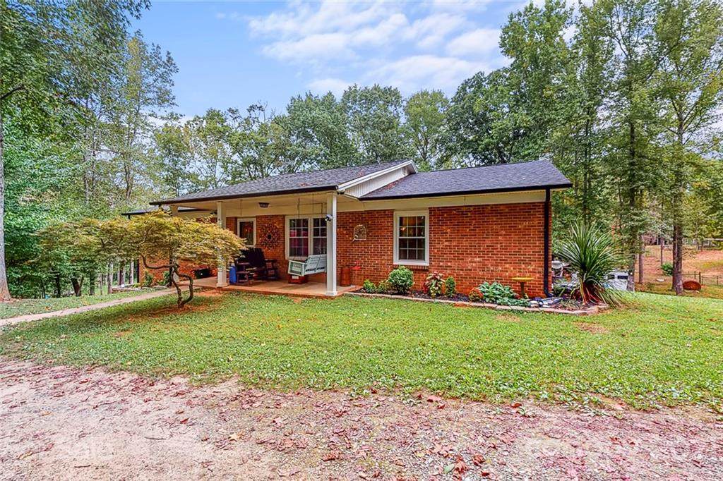529 Anthony Grove Road - Photo 1