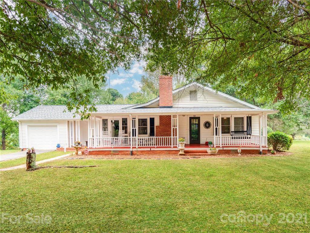 19011 Shearer Road - Photo 1