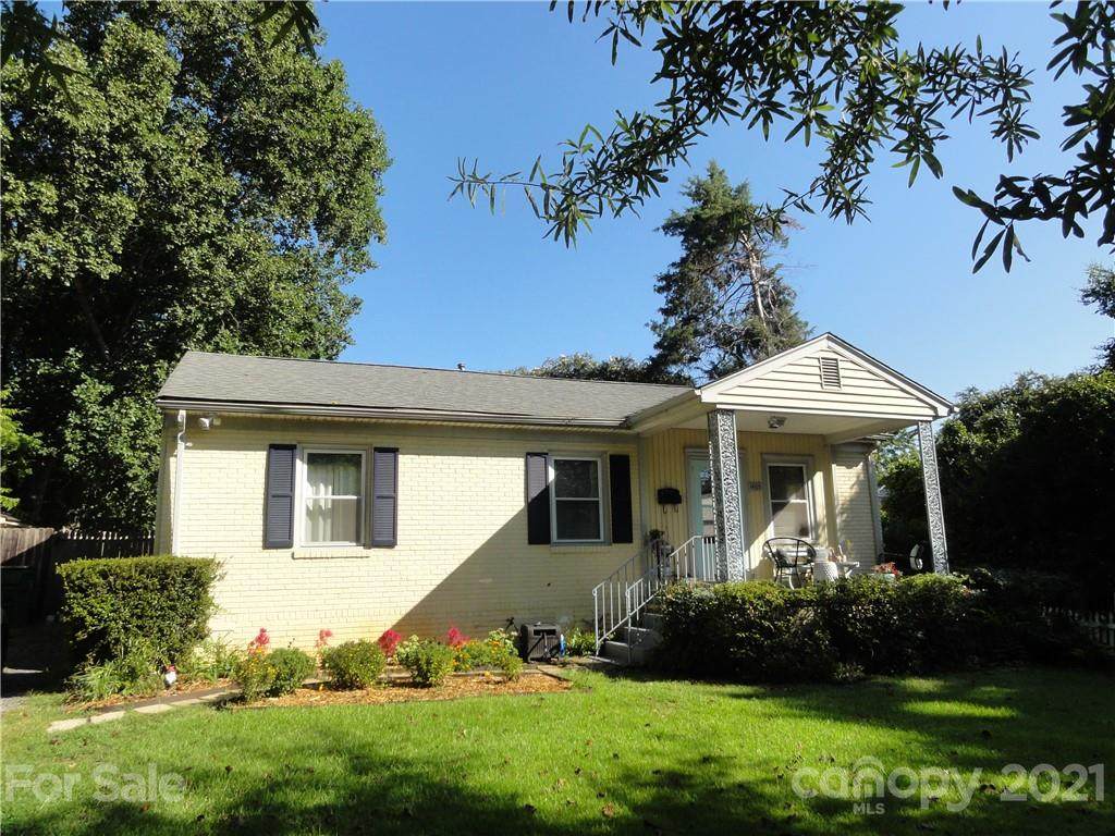 1465 Cortland Road - Photo 1