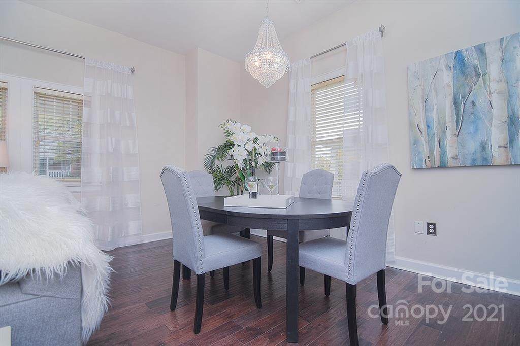 1217 Kennon Street - Photo 1