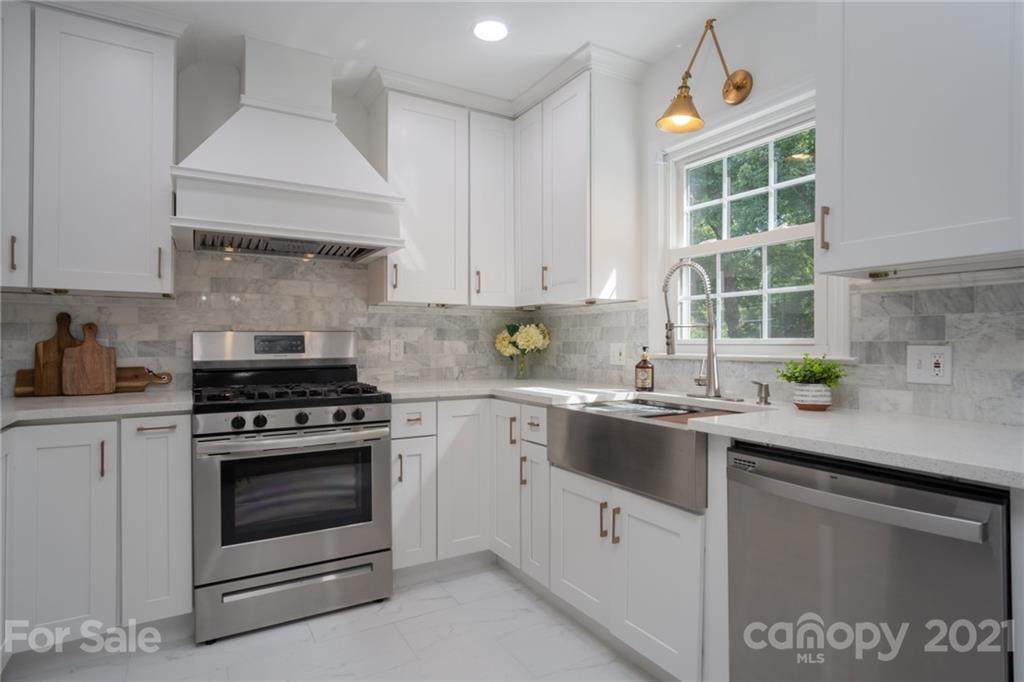 910 Longbow Road - Photo 1