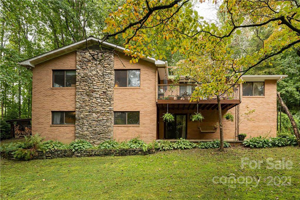414 Overhill Drive - Photo 1