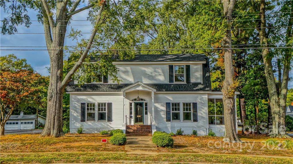 640 Main Street - Photo 1