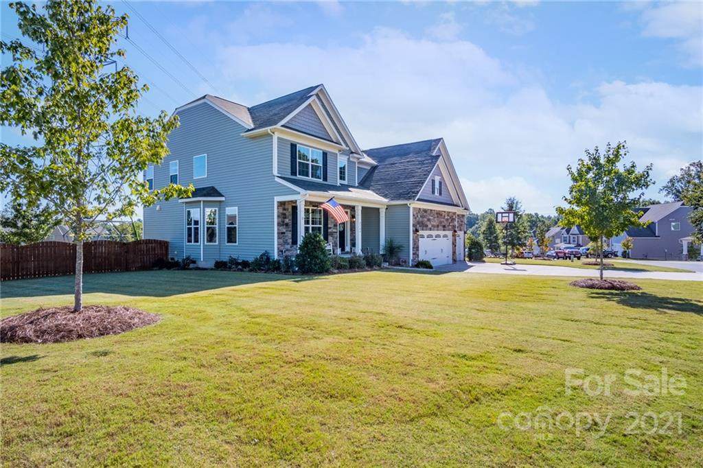 2144 Lantana Lane - Photo 1