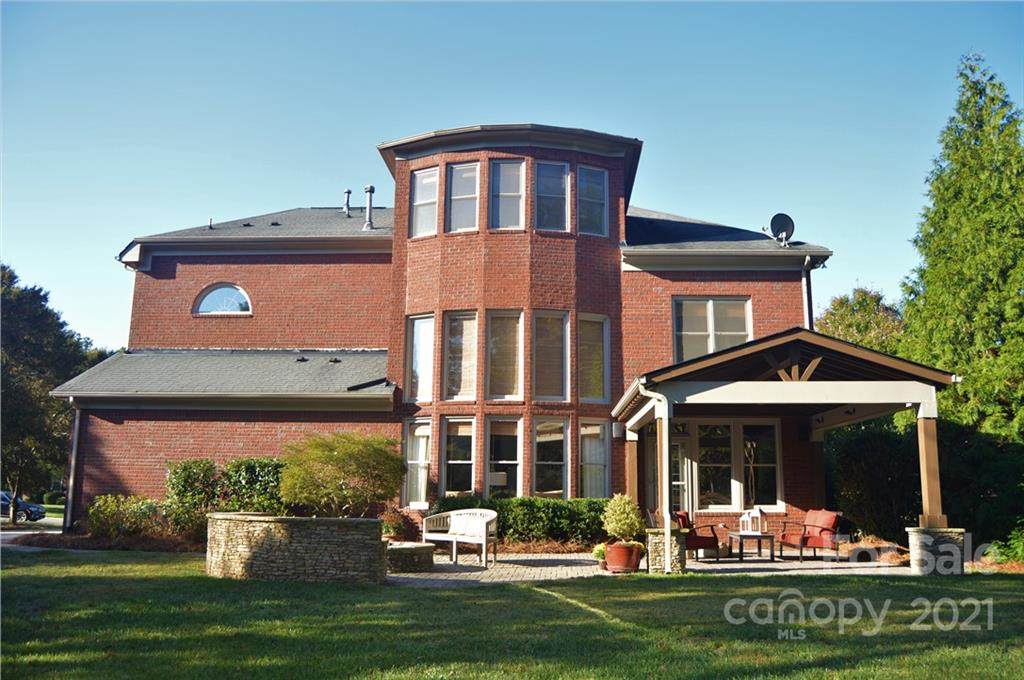 7506 Meadowgate Lane - Photo 1