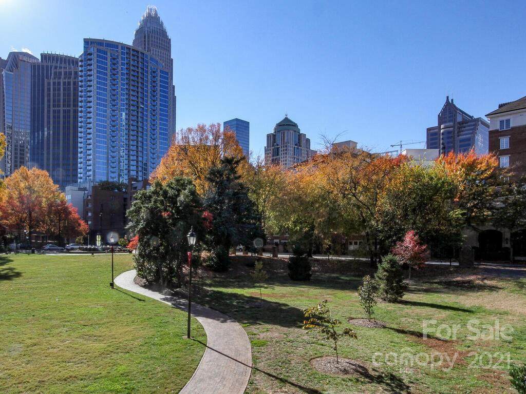 328 6th Street - Photo 1