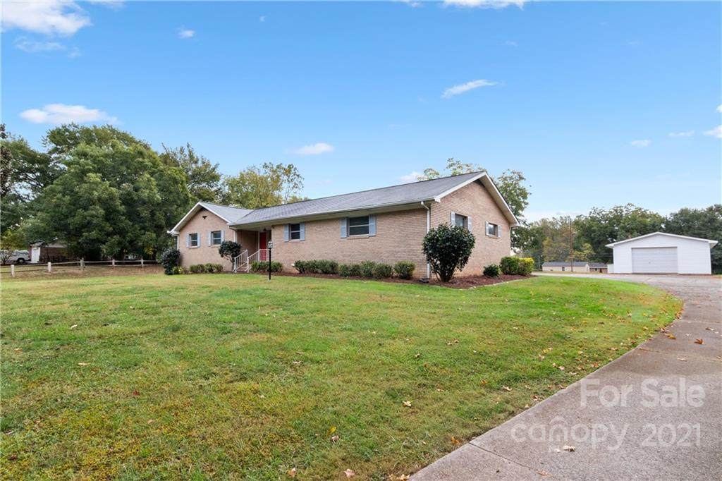 431 Gold Hill Road - Photo 1